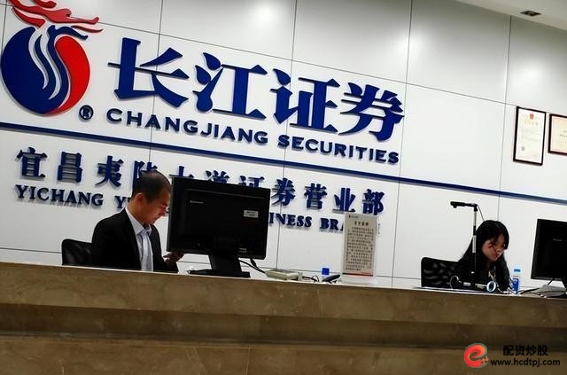 股市韭菜现象分析_怎么炒股开户_全民炒股风险